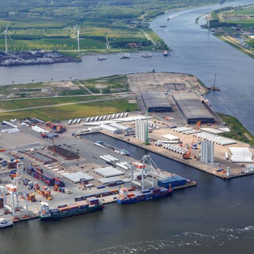Nieuwsbericht afbeelding betreft Economische cijfers over het Noordzeekanaalgebied opgenomen in Atlas Plabeka