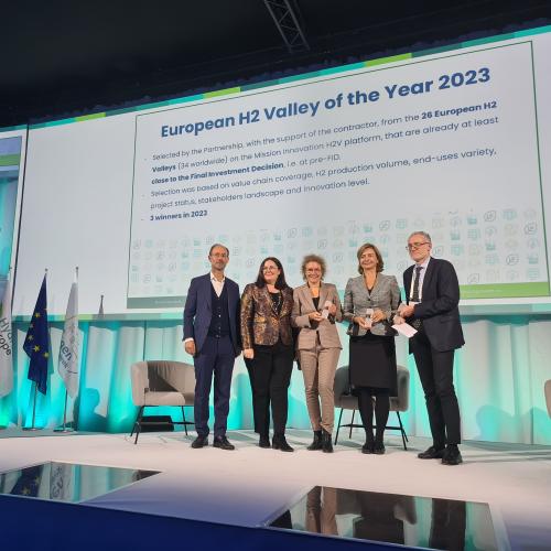 Nieuwsbericht afbeelding betreft Hydrogen Hub Noord-Holland verkozen tot European Hydrogen Valley of the Year 2023