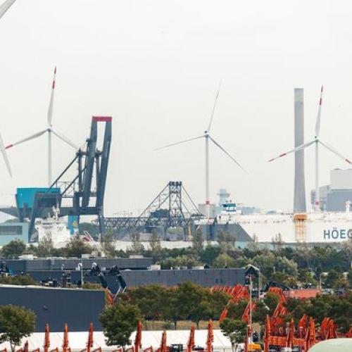 Nieuwsbericht afbeelding betreft Flexibel groepscontract voor elektriciteit faciliteert ambities Amsterdamse havengebied