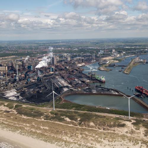 Nieuwsbericht afbeelding betreft Albert Kassies over de energietransitie van Tata Steel: “Uiteindelijk willen we allemaal hetzelfde: een groenere samenleving.”